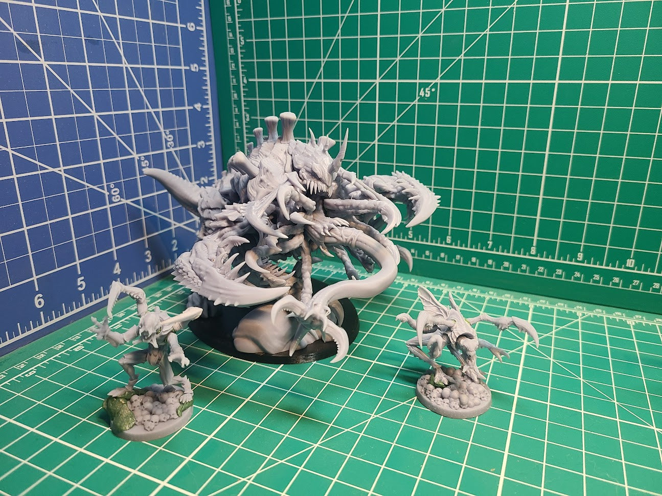 Ravenous Gastrosaurus (Multi-Part Model Kit) | Miniature Wargaming Models | 28mm Scale