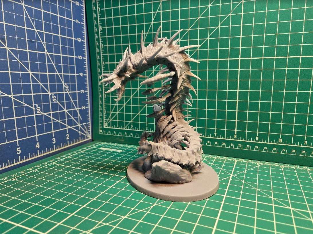Abyssal Remorhaz (Fits 100mm, 120x92mm Bases)