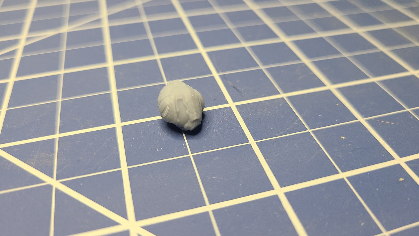 Cyber Hunter Helmet | Miniatures Modelling Bits | 28mm Scale