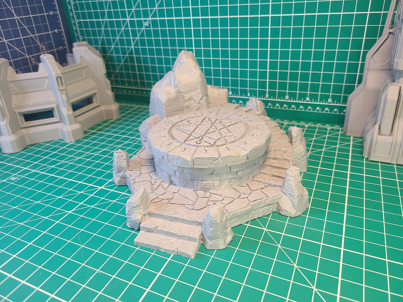 Ritual Altar Terrain Piece | Miniature Tabletop Scenery | 28mm Scale
