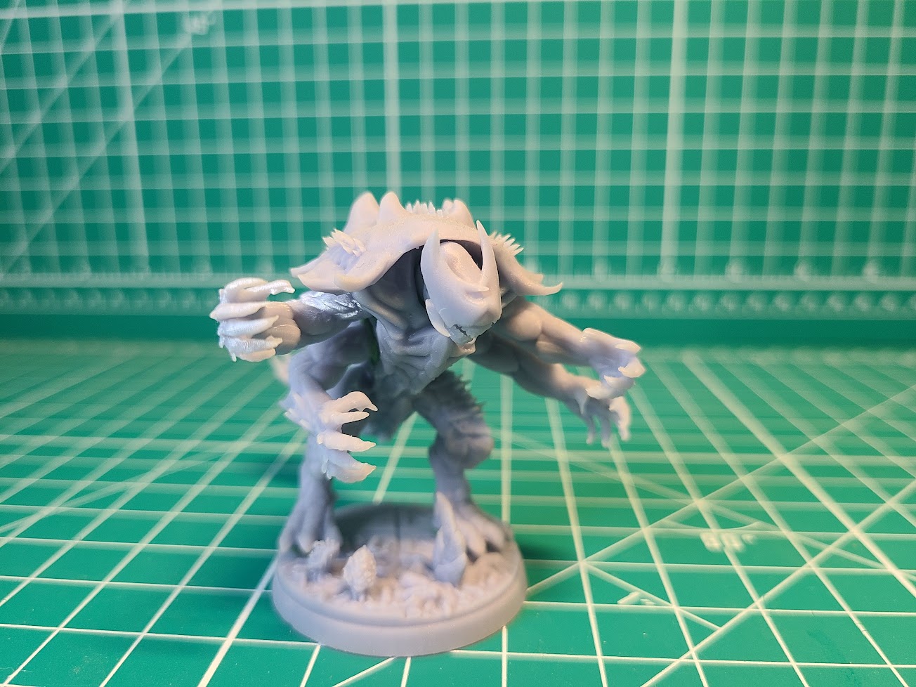 Kaiju Claws for Vehicle Smashing | Miniature Wargaming Bits | 28mm Scale