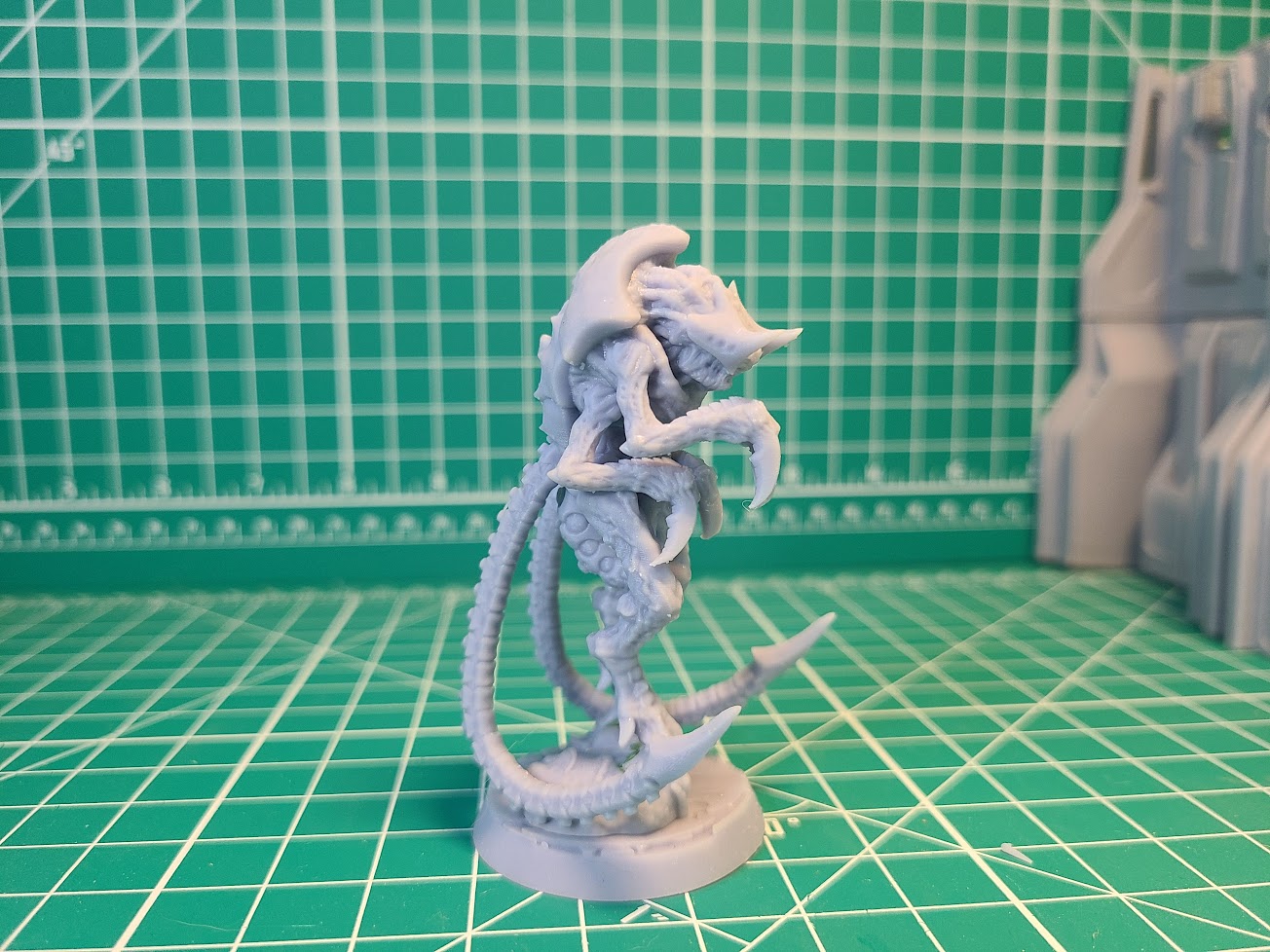 Xenoteras Psionithrope (50mm Biomorph 'caster') | Miniature Wargaming Models (RedBeardBits Licensed) | 28mm Scale