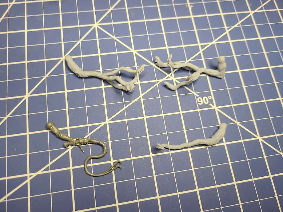 Tentacle-Whip Arms for Custom Biomorphs | Tabletop Wargaming Bits | 28mm Scale