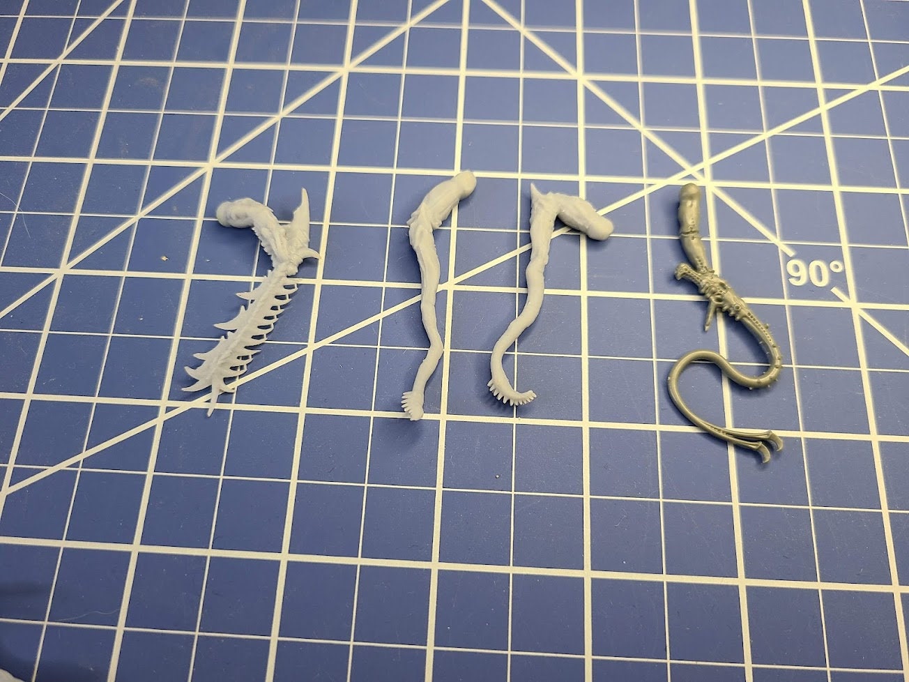 Tentacle-Whip Arms for Custom Biomorphs | Tabletop Wargaming Bits | 28mm Scale